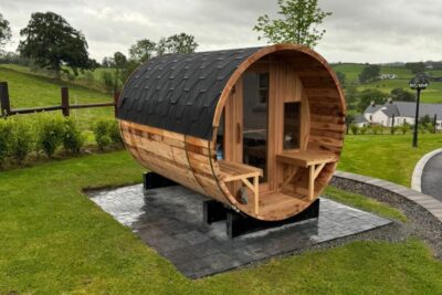 wooden barrel sauna